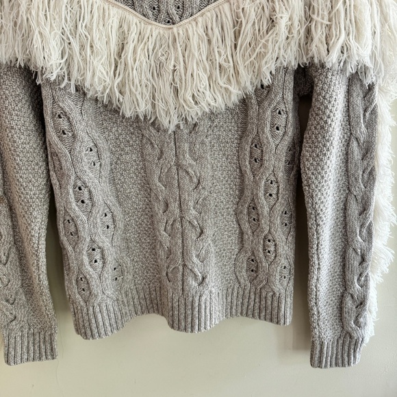 Amur Ulla Fringe Beige Cable Knit Merino Wool Round Neck Womens Size S Pullover - Picture 10 of 16